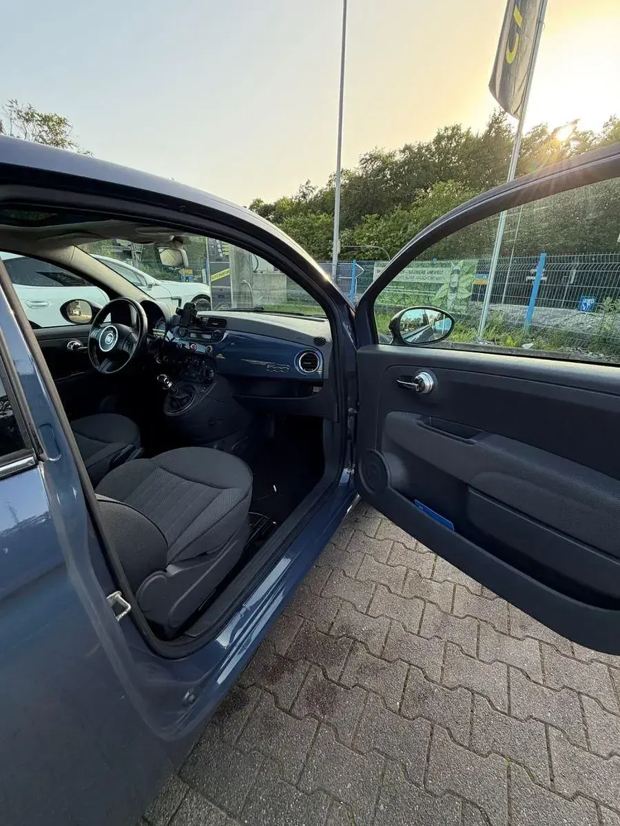 Gebraucht Fiat 500 Lounge 69 PS (50 kW) 2012 Blau Kleinwagen