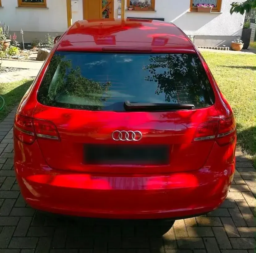 Gebraucht Audi A3 125 PS (91 kW) 2009 Rot Kleinwagen