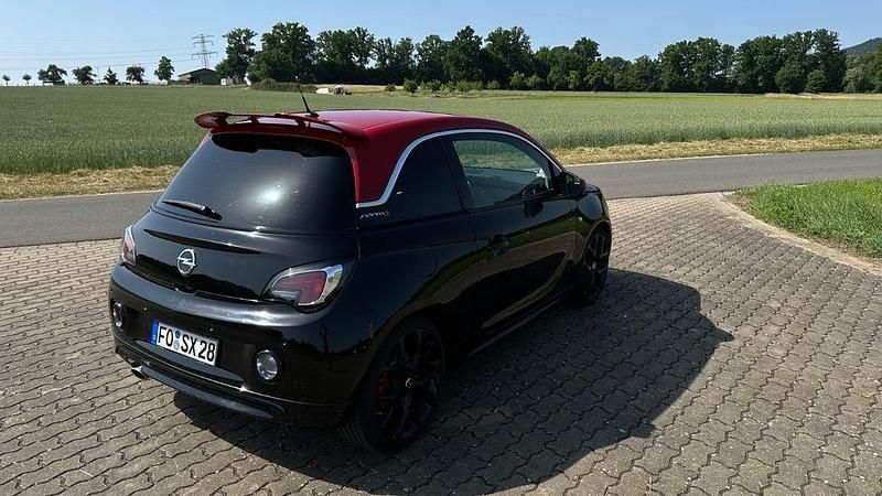 Gebraucht Opel Adam S 150 PS (110 kW) 2018 Schwarz Kleinwagen