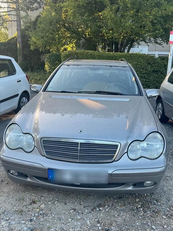Andere farben Gebraucht 2003 Mercedes C200 Kombi | 2.600 € (Teuer) - Bild 1/4