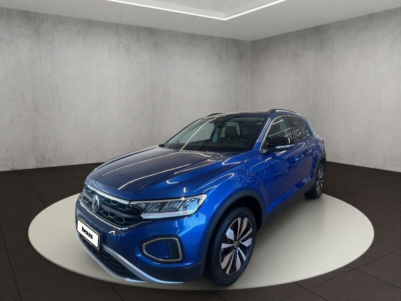 Ravennablau metallic Gebraucht 2024 VW T-Roc Life SUV | 24.950 € (Fairer Preis) - Bild 1/4