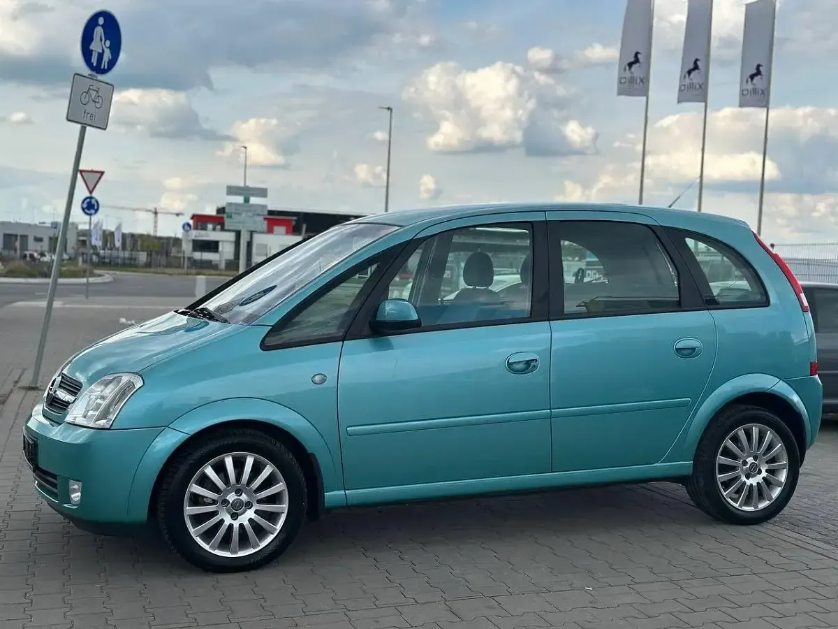 Gebraucht Opel Meriva 125 PS (91 kW) 2004 Van / Kleinbus