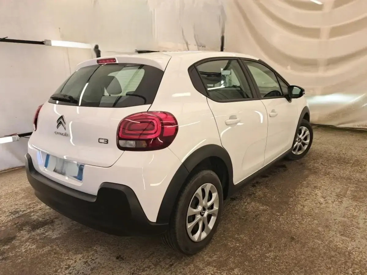 Gebraucht Citroën C3 Feel 102 PS (75 kW) 2022 Weiß Kleinwagen