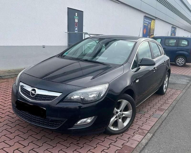 Gebraucht Opel Astra Sport 179 PS (131 kW) 2010 Schwarz Kleinwagen