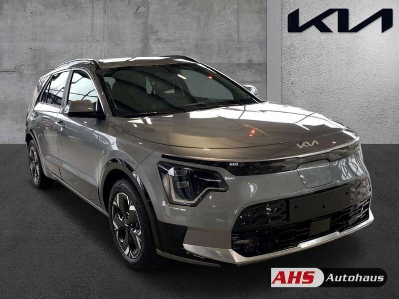 Gebraucht Kia e-Niro Inspiration 150 kW (204 PS) 2024 (klg) stahlgrau met. SUV