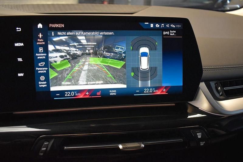 Gebraucht BMW 218 Active Tourer Luxury Line 150 PS (110 kW) 2022 Weiß Van / Kleinbus