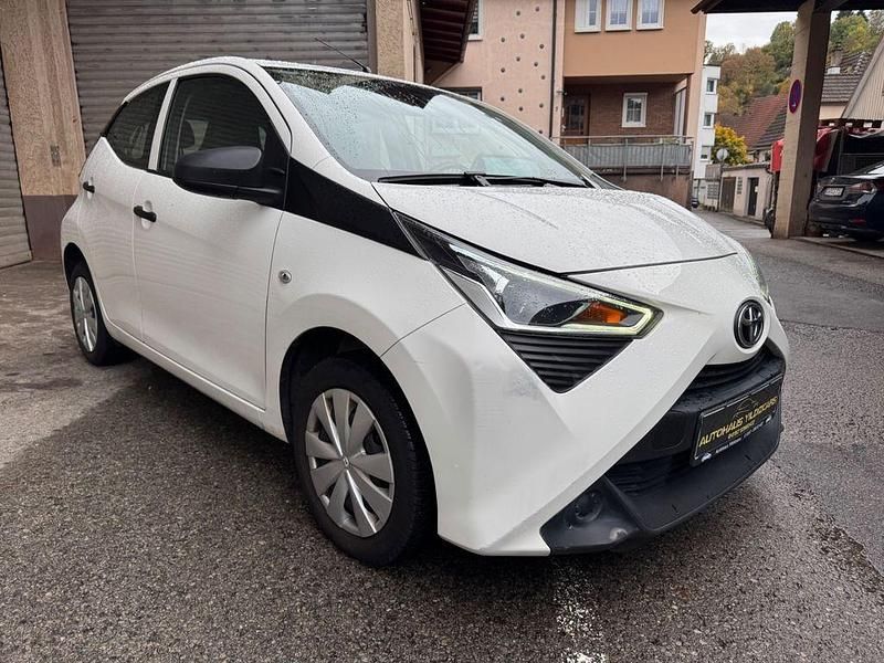 Gebraucht Toyota Aygo X 72 PS (52 kW) 2021 Weiß SUV