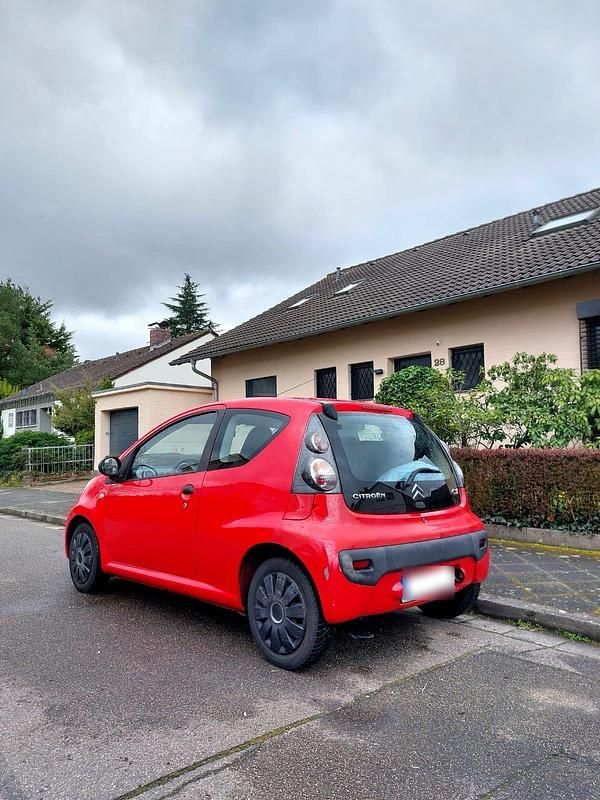 Gebraucht Citroën C1 60 PS (44 kW) 2009 Rot Kleinwagen