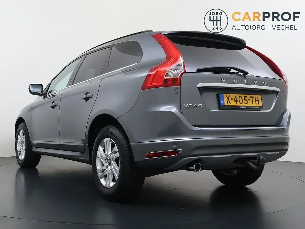 Gebraucht Volvo XC60 Summum 150 PS (110 kW) 2016 Grau SUV