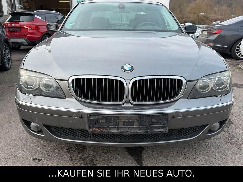 Gebraucht BMW 740L 306 PS (225 kW) 2005 Grau Limousine