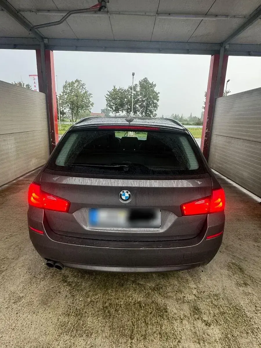 Gebraucht BMW 520 184 PS (135 kW) 2011 Kombi
