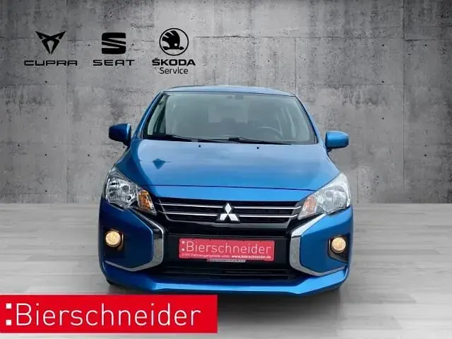 Gebraucht Mitsubishi Space Star Spirit 71 PS (52 kW) 2022 Blau Limousine