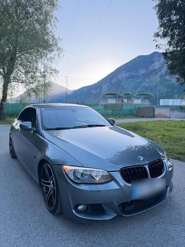 Używany BMW 325 Cabriolet 204 KM (150 kW) 2011 Szary Kabriolet