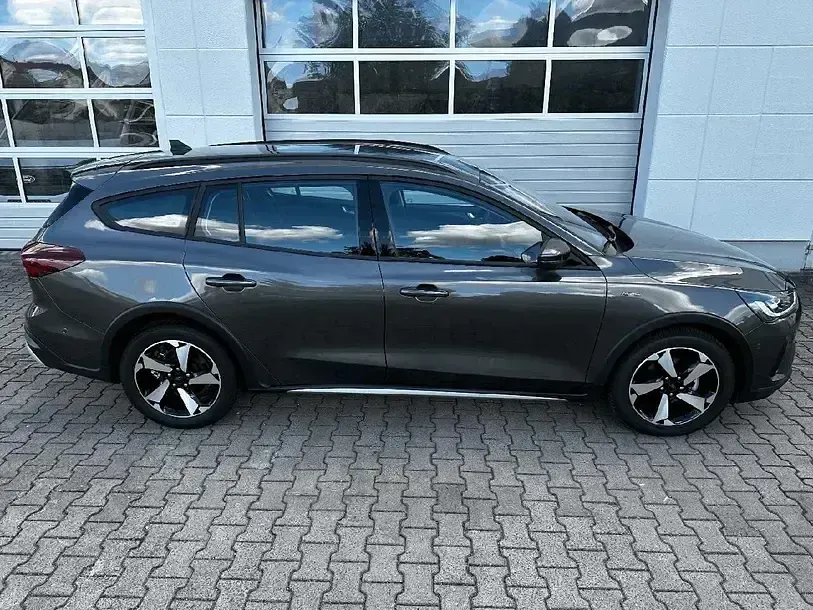 Gebraucht Ford Focus 116 PS (85 kW) 2024 Grau