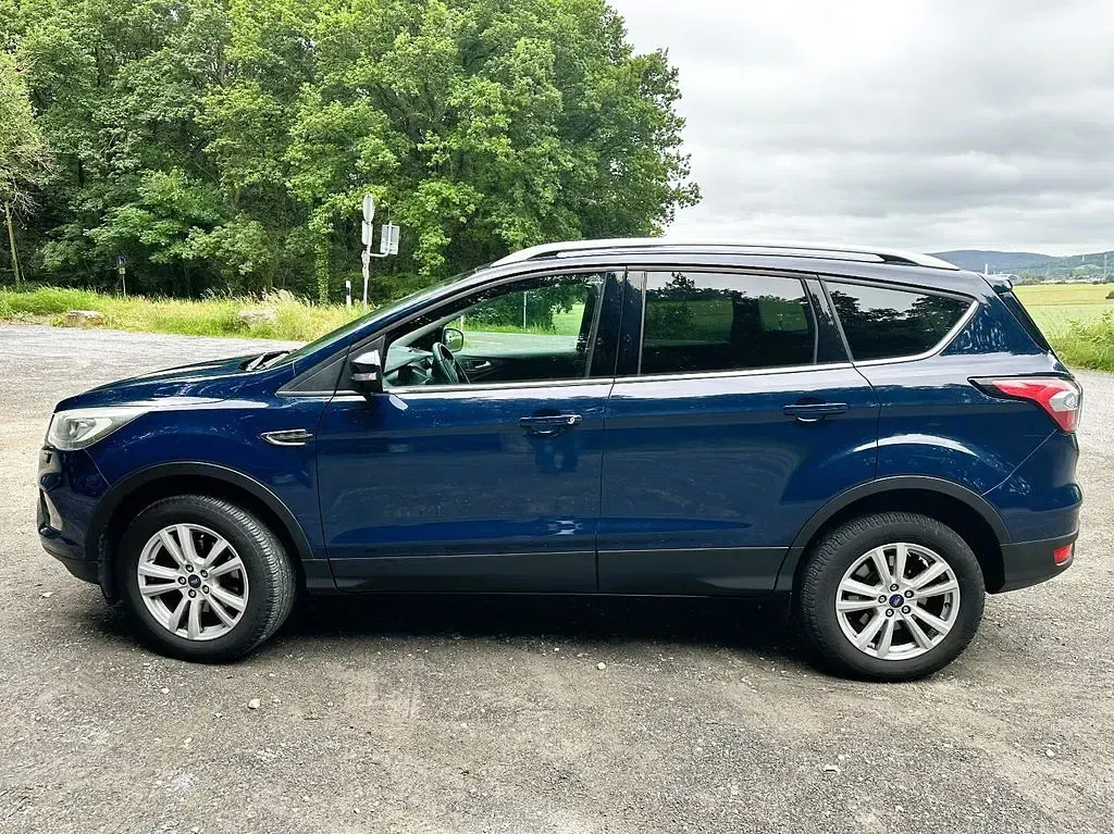 Gebraucht Ford Kuga Business Edition 150 PS (110 kW) 2018 Blau SUV