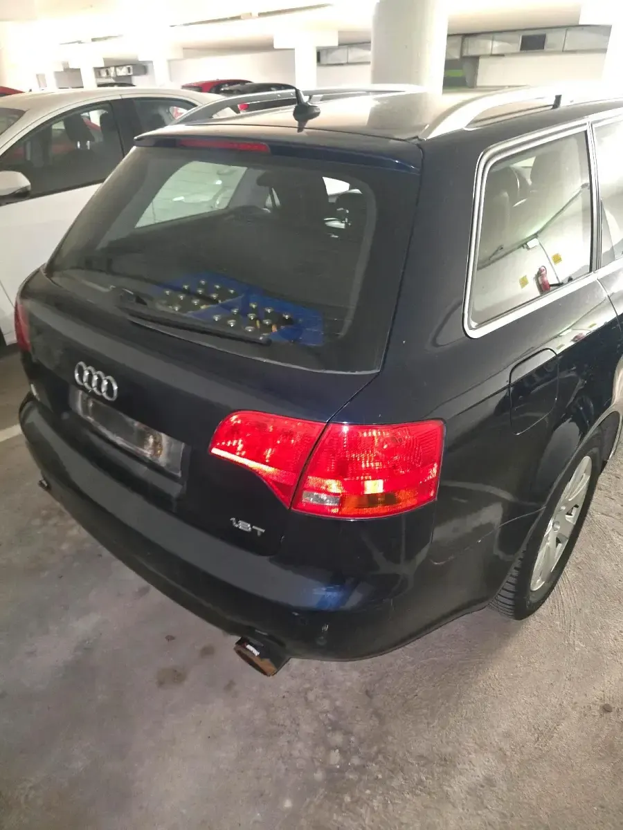 Gebraucht Audi A4 163 PS (119 kW) 2005 Blau Kombi