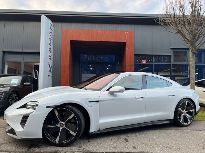 Carraraweiß Gebraucht 2021 Porsche Taycan Turbo S Limousine | 99.500 € (Guter Preis) - Bild 1/4