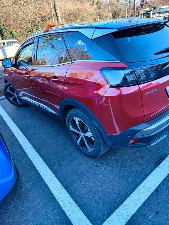Rot Gebraucht 2021 Peugeot 3008 GT SUV | 21.200 € (Superpreis) - Bild 1/4