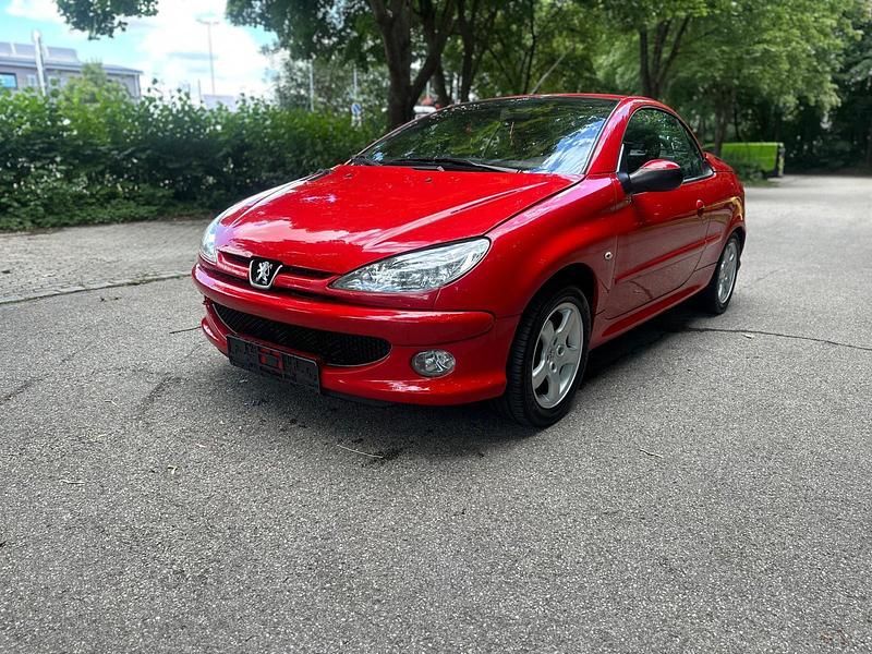 Rot Gebraucht 2005 Peugeot 206 CC Cabrio | 1.899 € (Fairer Preis) - Bild 1/4