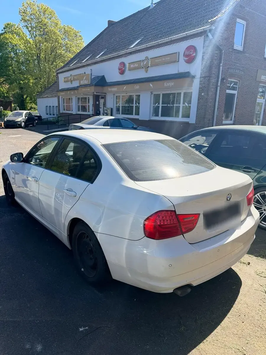 Second-hand BMW 316 115 CP (84 kW) 2010 Alb Berlinǎ
