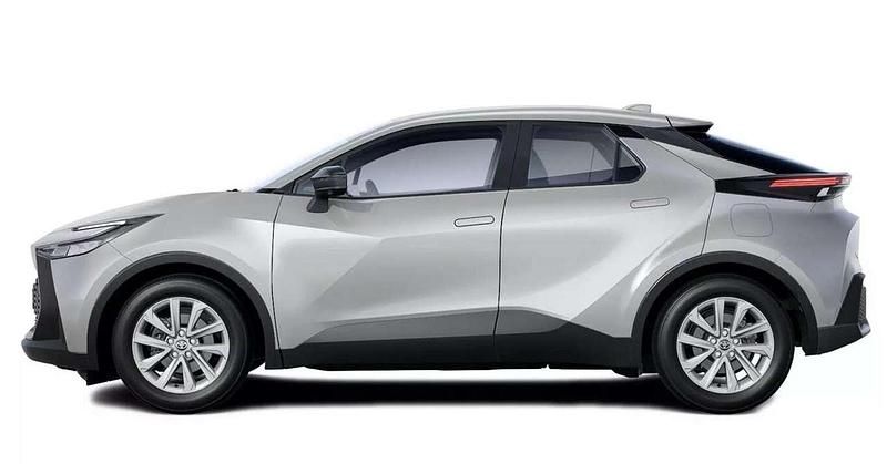 Shimmering silver meta... Neu 2025 Toyota C-HR SUV | 27.831 € - Bild 1/2