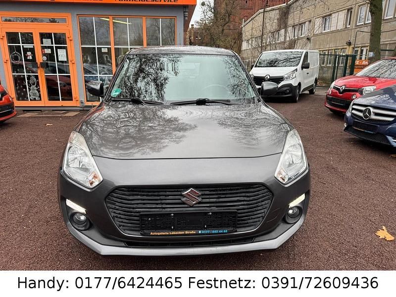 Gebraucht Suzuki Swift 111 PS (81 kW) 2017 Grau Kleinwagen