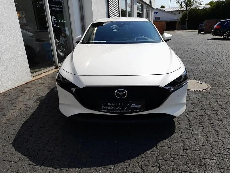 Używany Mazda 3 Selection 150 KM (110 kW) 2022 Biały Sedan/Limuzyna