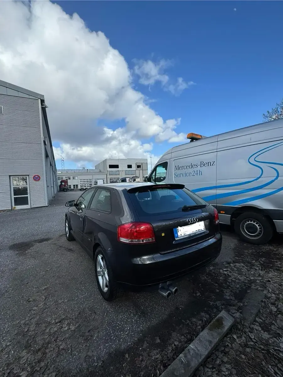 Używany Audi A3 105 KM (77 kW) 2006 Szary Hatchback