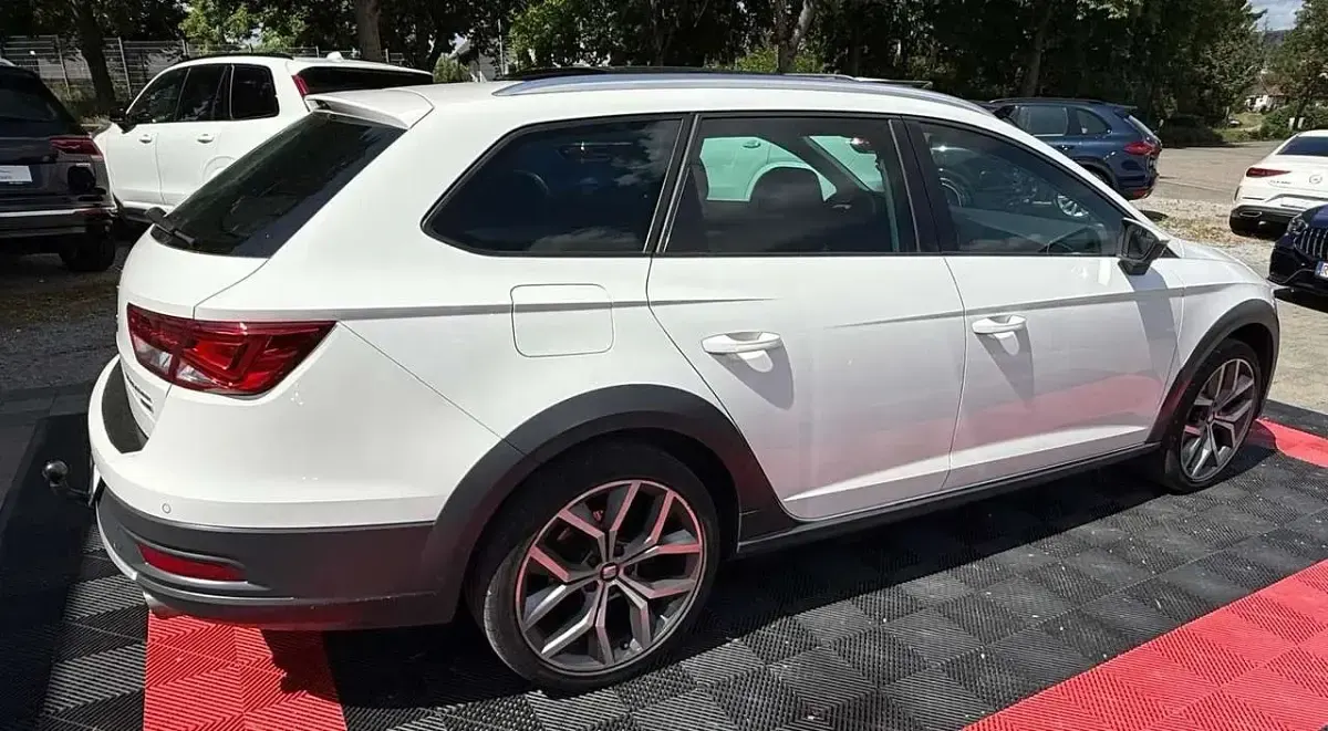 Gebraucht Seat Leon X-Perience 4Drive 179 PS (131 kW) 2015 Weiß Kombi
