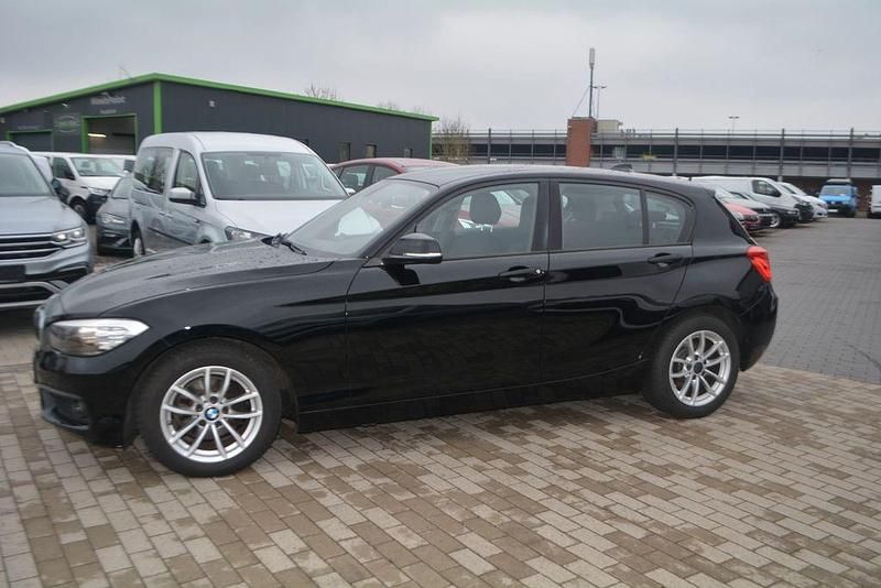 Gebraucht BMW 116 Advantage 109 PS (80 kW) 2017 Schwarz Kleinwagen