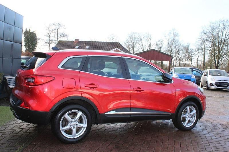 Gebraucht Renault Kadjar Bose Edition 131 PS (96 kW) 2017 Rot SUV