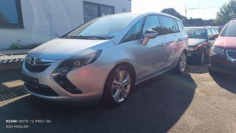 Argonsilber/sovereign/switch Gebraucht 2013 Opel Zafira Tourer Sport Van / Kleinbus | 8.990 € (Fairer Preis) - Bild 1/4