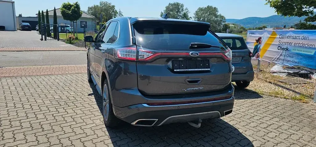 Gebraucht Ford Edge 209 PS (153 kW) 2017 Grau SUV