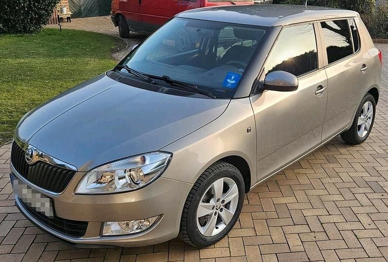 Gebraucht Skoda Fabia Elegance 105 PS (77 kW) 2014 Braun Kleinwagen