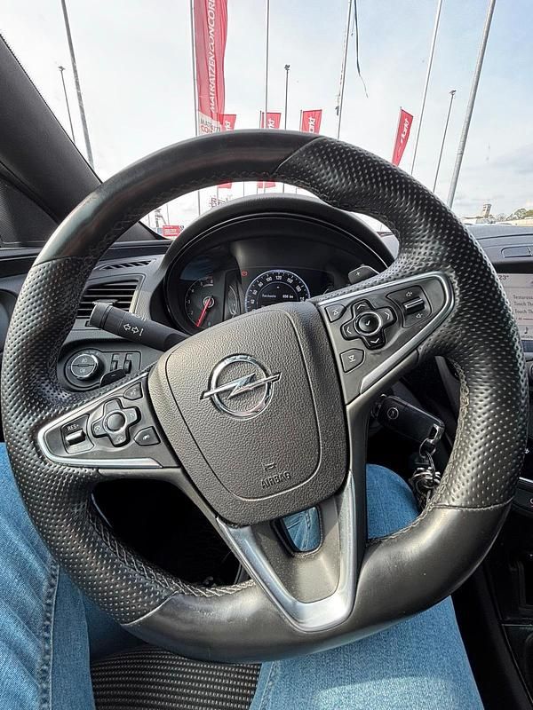 Gebraucht Opel Insignia 134 PS (98 kW) 2017 Grau Kombi