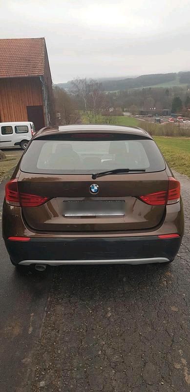 Gebraucht BMW X1 177 PS (130 kW) 2010 Braun SUV