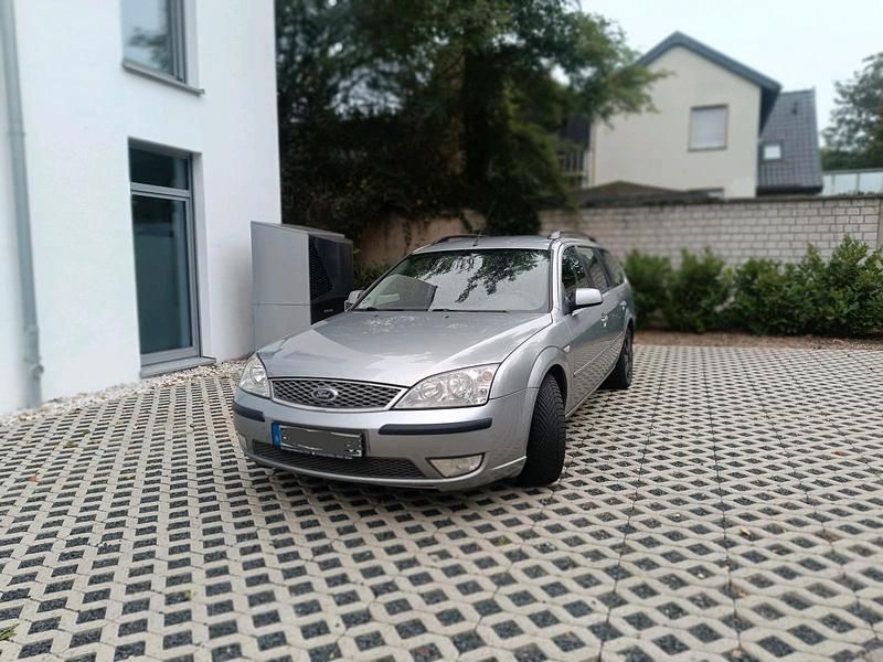Silber Gebraucht 2006 Ford Mondeo Kombi | 1.600 € (Fairer Preis) - Bild 1/4