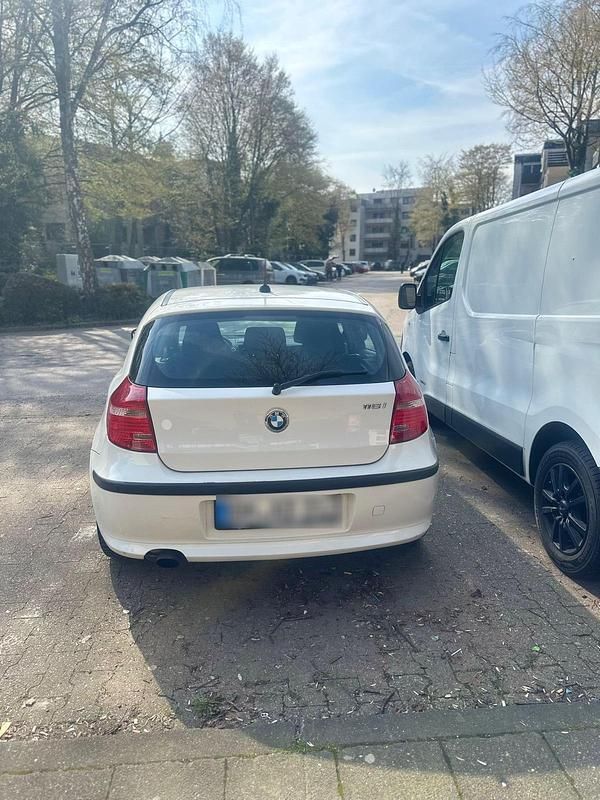 Gebraucht BMW 116 122 PS (89 kW) 2010 Kleinwagen