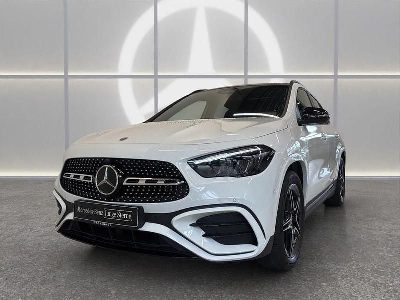 Gebraucht Mercedes GLA200 Advanced 177 PS (130 kW) 2024 Weiss SUV