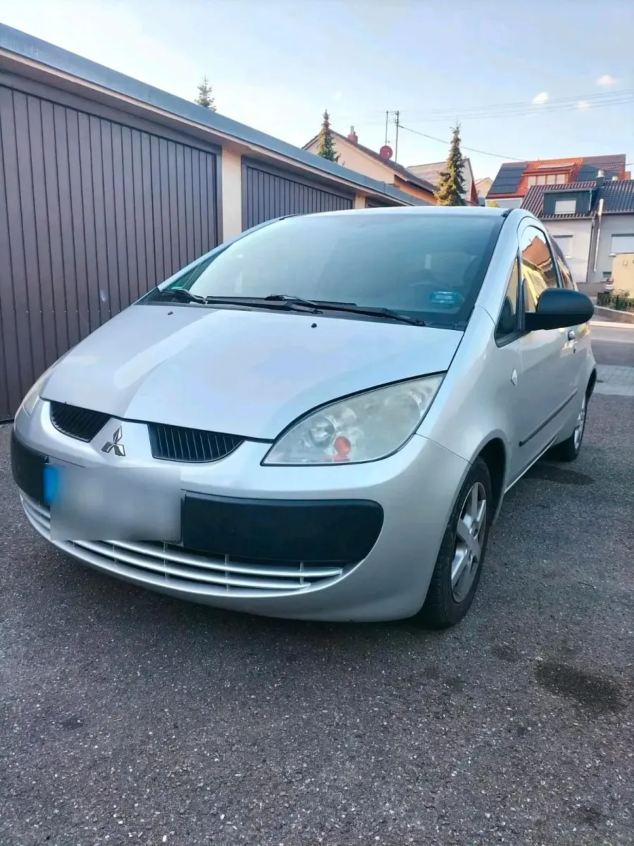 Gebraucht Mitsubishi Colt 75 PS (55 kW) 2008 Silber Kleinwagen