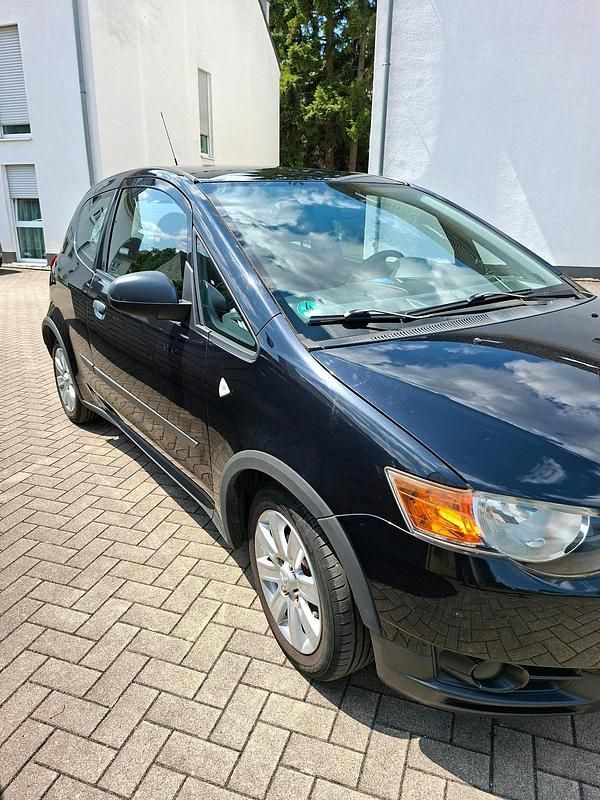 Schwarz Gebraucht 2011 Mitsubishi Colt Limousine | 4.500 € (Fairer Preis) - Bild 1/4