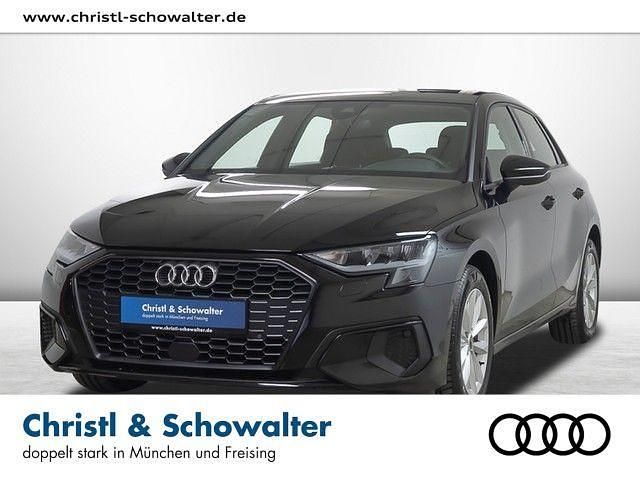 Brillantschwarz Gebraucht 2022 Audi A3 Sportback Limousine | 23.947 € (Fairer Preis) - Bild 1/4