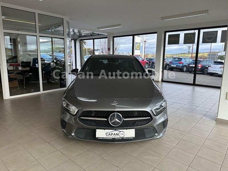 Gebraucht Mercedes A250 224 PS (164 kW) 2019 Grau Limousine