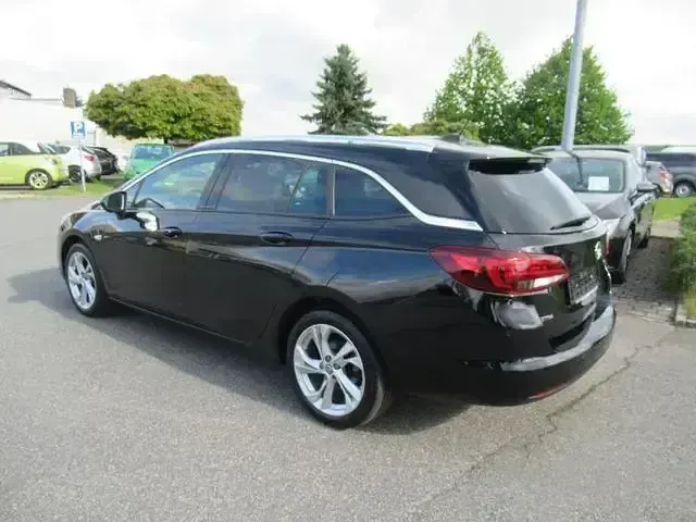 Gebraucht Opel Astra Business Elegance 122 PS (89 kW) 2022 Schwarz Kleinwagen