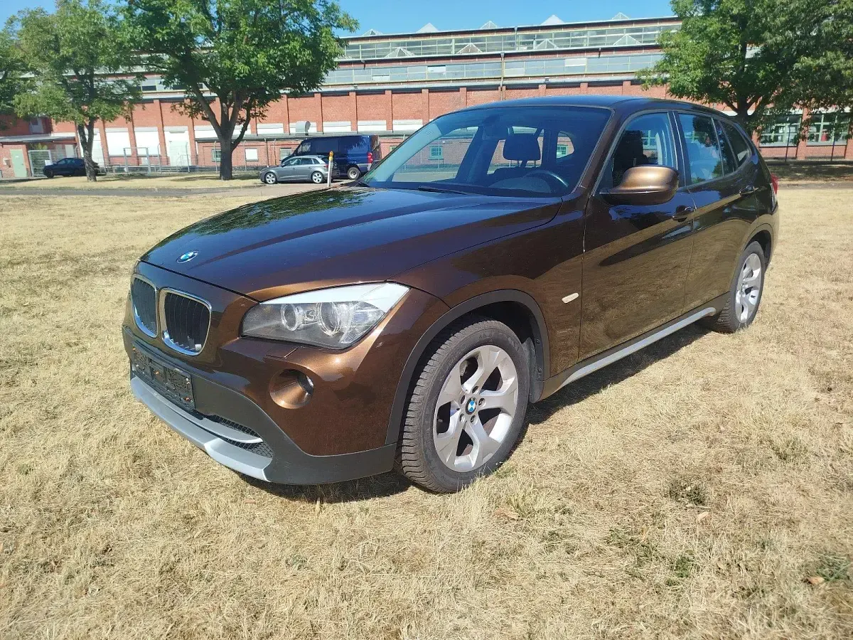 Gebraucht BMW X1 177 PS (130 kW) 2010 Braun SUV