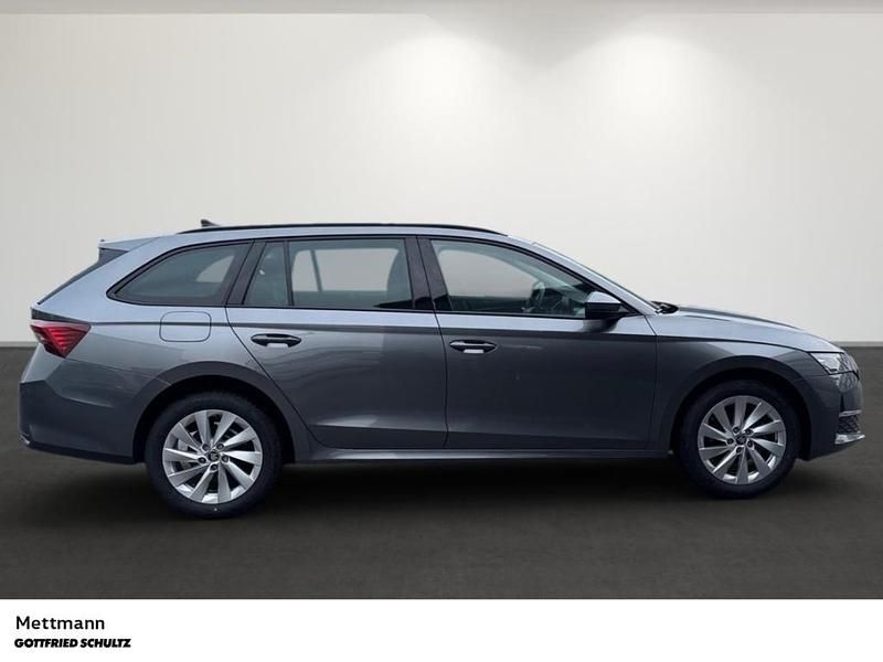 Gebraucht Skoda Octavia Selection 150 PS (110 kW) 2025 Grau Kombi