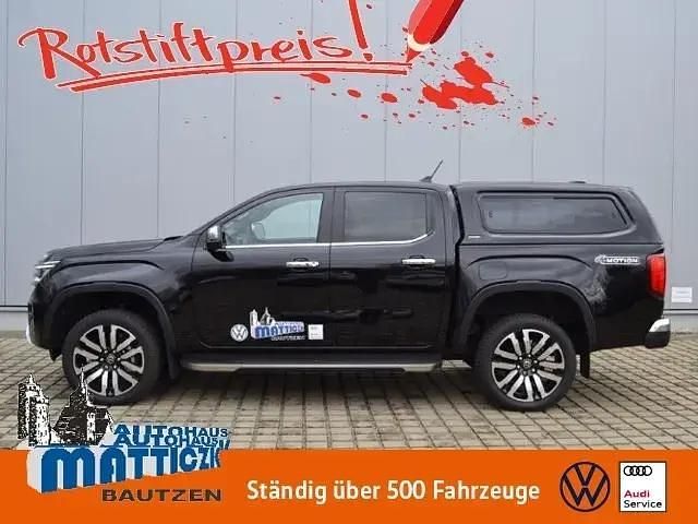 Midnight black metallic (metallic) Gebraucht 2023 VW Amarok Aventura Abholung | 61.789 € - Bild 1/4