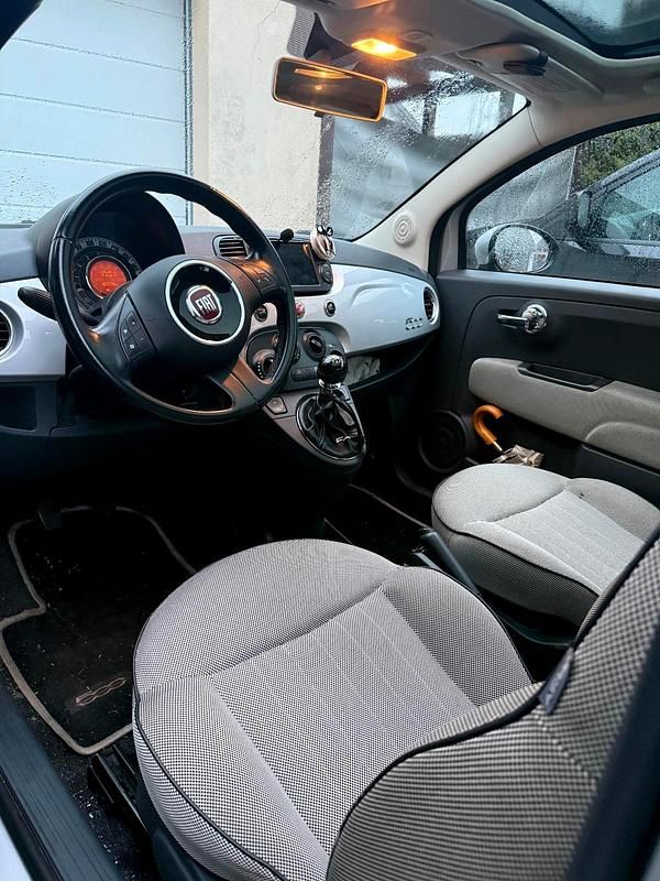 Gebraucht Fiat 500 Lounge 101 PS (74 kW) 2009 Silber Kleinwagen