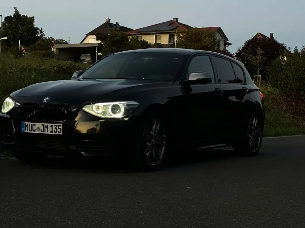 Gebraucht BMW M135 M Performance 320 PS (235 kW) 2012 Schwarz Kleinwagen