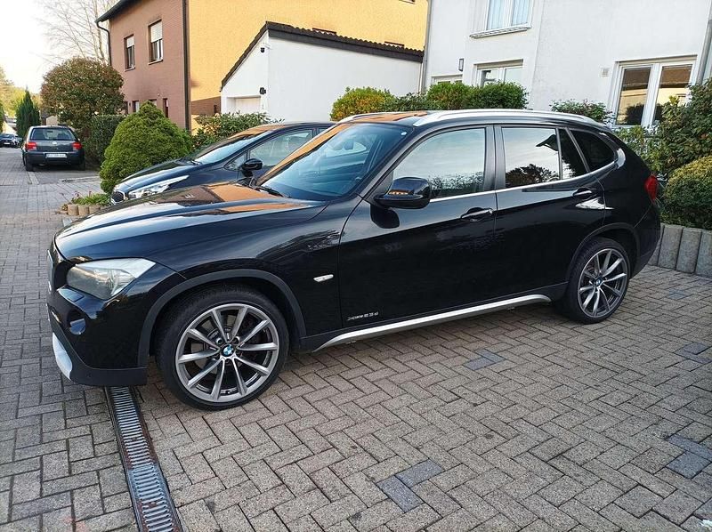 Gebraucht BMW X1 204 PS (150 kW) 2011 Schwarz SUV